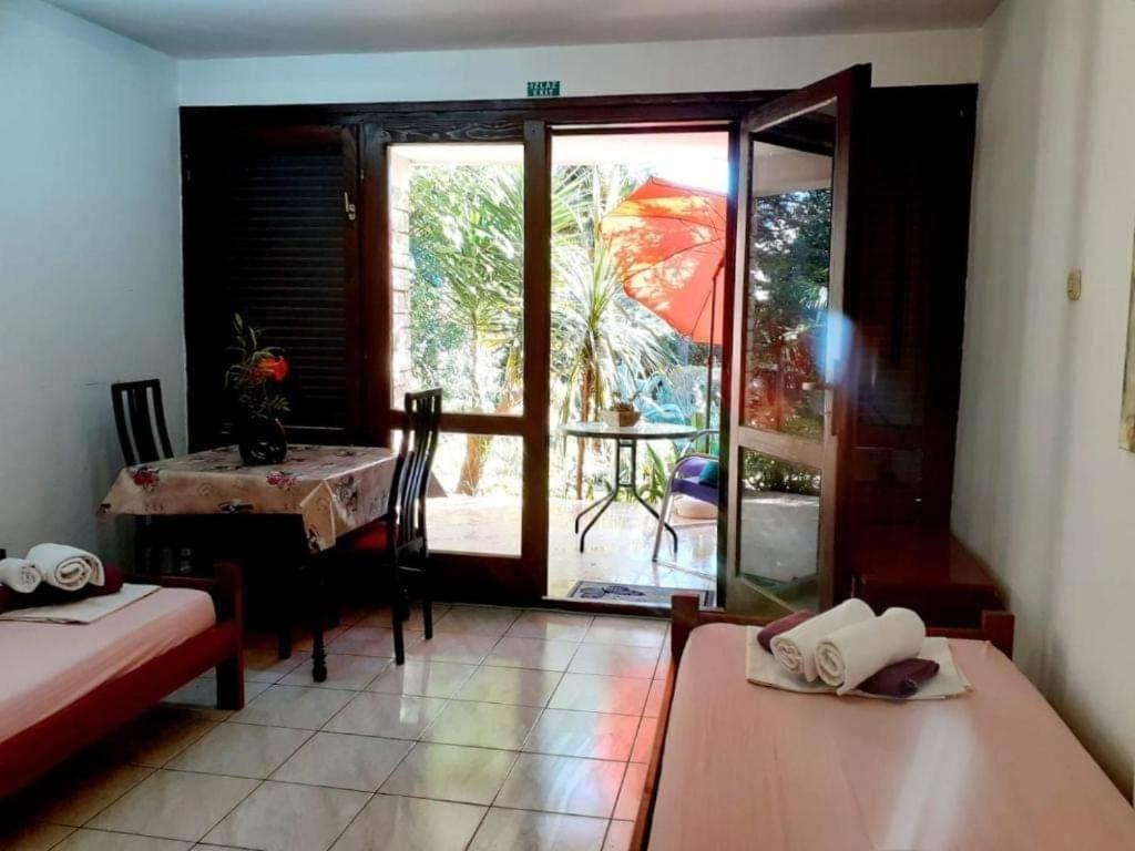 Apartmani Jessica Novalja Luaran gambar
